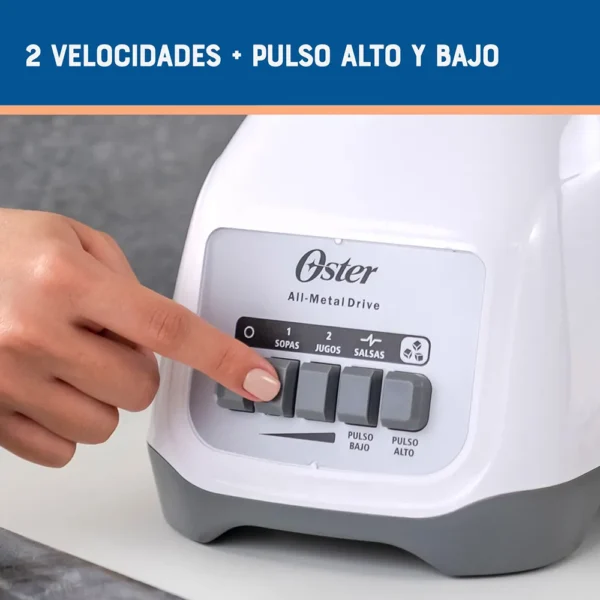 Licuadora Oster® Blanca 2 velocidades más pulso y vaso de vidrio - Image 2