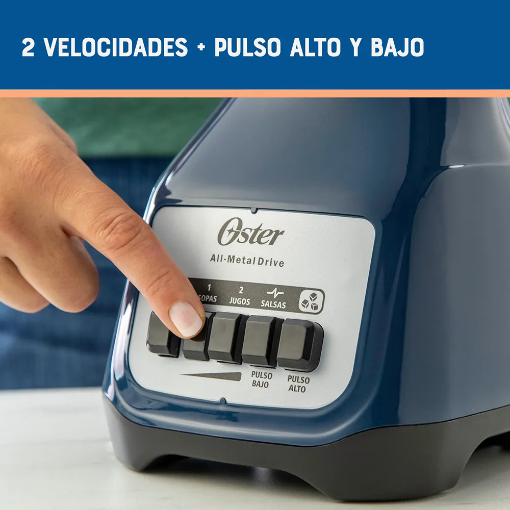 Licuadora Oster® Azul 2 velocidades más pulso y vaso de vidrio - Image 2